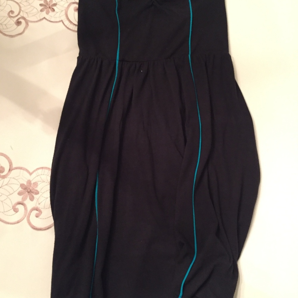 Black and Turquoise Strapless Top